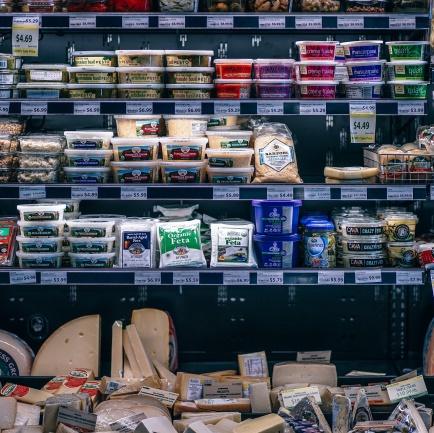 Rayon de produits frais étiquetés
